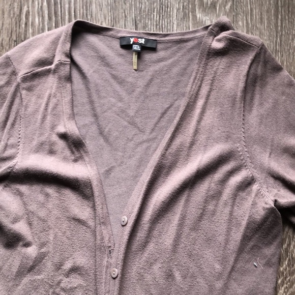 Yest Cardigan - Picture 5 of 9